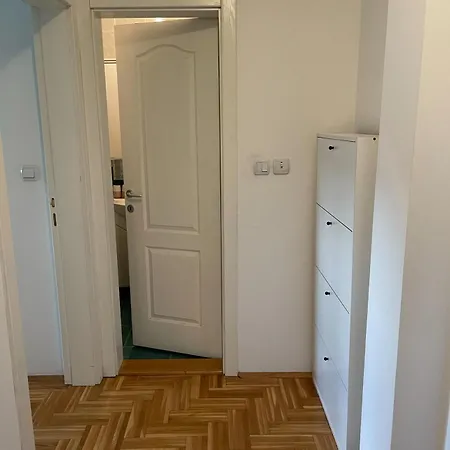 M&a Apartment *